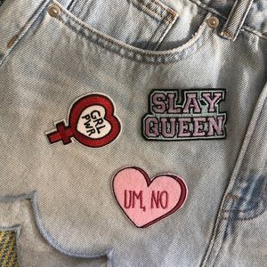 H&M jean scallop style shorts with patches